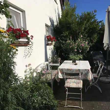 Dreilinden Bed & Breakfast
